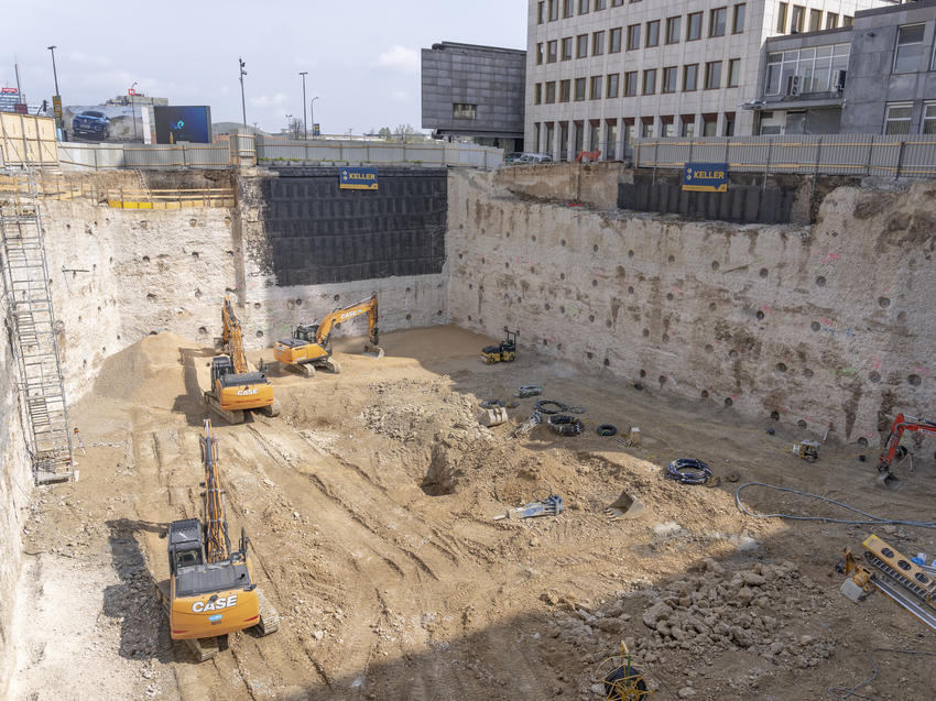 Sjeverna vrata Ljubljane, prestizni hotel A-Tower